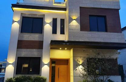 Villa - 3 Bedrooms - 3 Bathrooms for sale in Azzar - 5th Settlement Compounds - The 5th Settlement - New Cairo City - Cairo