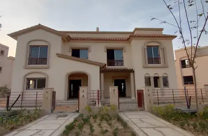 Villa - 4 Bedrooms - 4 Bathrooms for sale in Privado - Madinaty - Cairo