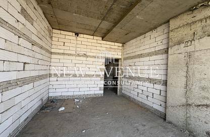 Office Space - Studio - 3 Bathrooms for sale in Lake View Residence - 5th Settlement Compounds - The 5th Settlement - New Cairo City - Cairo