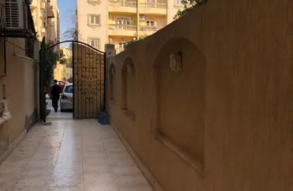 نصف طابق - غرفة نوم - 1 حمام للبيع في المستثمرين الجنوبية - مدينة القاهرة الجديدة - القاهرة