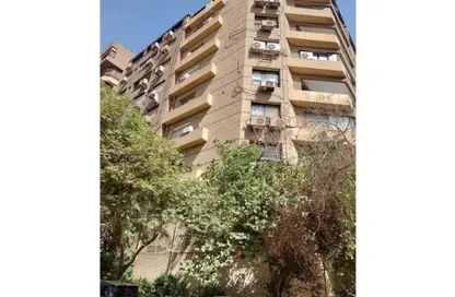 Apartment - 4 Bedrooms - 4 Bathrooms for sale in Shooting Club Street - Dokki - Giza