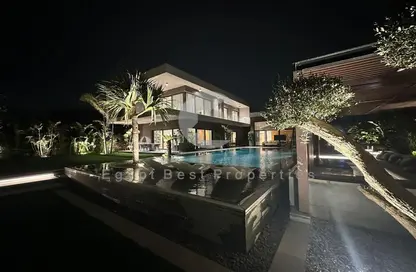 فيلا - 5 غرف نوم - 5 حمامات للبيع في سوان ليك غرب - كمبوندات 6 أكتوبر - مدينة 6 أكتوبر - الجيزة