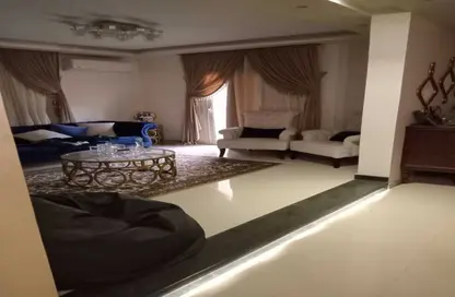 Apartment - 3 Bedrooms - 2 Bathrooms for sale in El Banafseg Apartment Buildings - El Banafseg - New Cairo City - Cairo