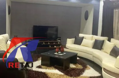 Duplex - 5 Bedrooms - 2 Bathrooms for rent in Aly Sharawy St. - Al Narges 5 - Al Narges - New Cairo City - Cairo