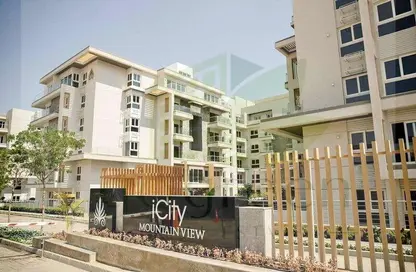 Apartment - 3 Bedrooms - 3 Bathrooms for sale in Mountain View iCity - 5th Settlement Compounds - The 5th Settlement - New Cairo City - Cairo