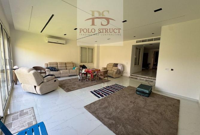 8072128 - Property Image 2