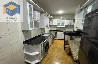 شقة - 3 غرف نوم - 3 حمامات للايجار في شارع طلعت مصطفي - الرحاب المرحلة الثانية - الرحاب - مدينة القاهرة الجديدة - القاهرة