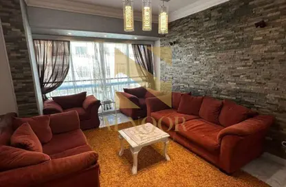 شقة - 2 غرف نوم - 1 حمام للايجار في شارع السنترال - الحي الاول - مدينة 6 أكتوبر - الجيزة