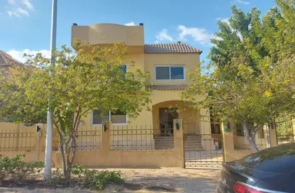 Villa - 6 Bedrooms - 6 Bathrooms for sale in Zizinia Gardens - Ext North Inves Area - New Cairo City - Cairo