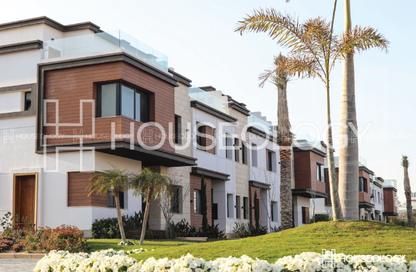Townhouse - 3 Bedrooms - 4 Bathrooms for sale in Azzar - 5th Settlement Compounds - The 5th Settlement - New Cairo City - Cairo