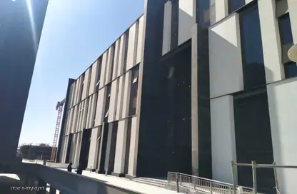 Office Space - Studio - 2 Bathrooms for sale in Hyde Park Business District Mall - South Teseen St. - The 5th Settlement - New Cairo City - Cairo
