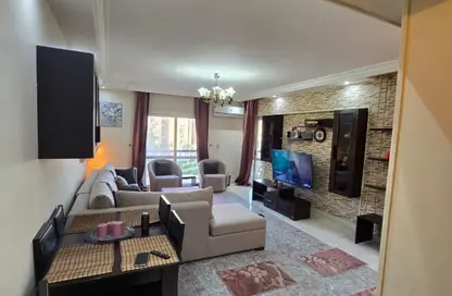 Apartment - 2 Bedrooms - 1 Bathroom for rent in El Rehab Extension - Al Rehab - New Cairo City - Cairo