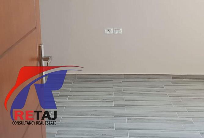 8566159 - Property Image 3