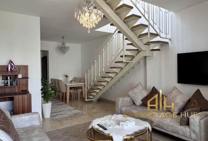 8376042 - Property Image 2