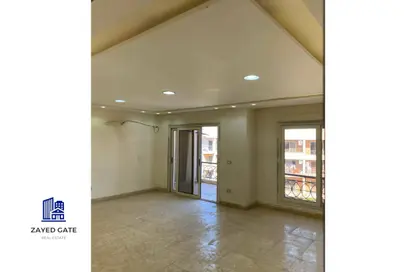 Apartment - 3 Bedrooms - 2 Bathrooms for rent in Al Khamayel city - Sheikh Zayed Compounds - Sheikh Zayed City - Giza