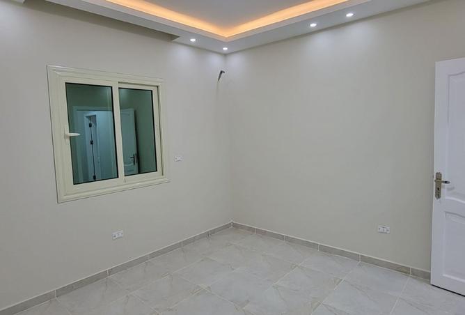 8080973 - Property Image 3