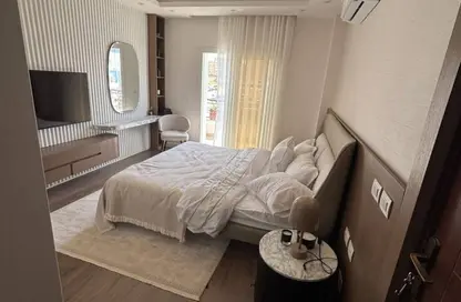 Apartment - 3 Bedrooms - 3 Bathrooms for sale in Swan Lake West - 6 October Compounds - 6 October City - Giza