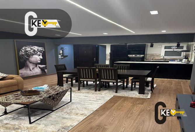 8259588 - Property Image 3