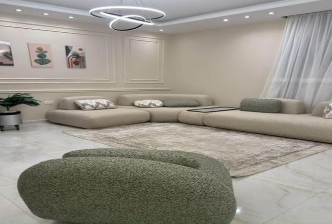 8358174 - Property Image 2