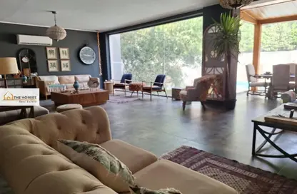 فيلا - 5 غرف نوم - 4 حمامات للبيع في الحياة ريزيدنس - الحي الثالث غرب - مدينة الشروق - القاهرة