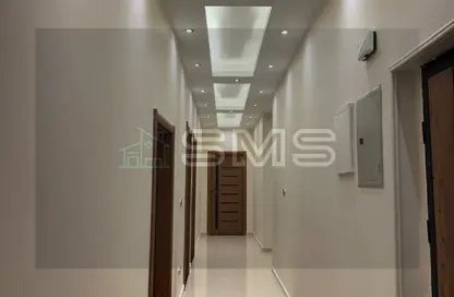 Apartment - 3 Bedrooms - 2 Bathrooms for sale in Orouba Axis - Area A - Ganoob El Acadimia - New Cairo City - Cairo