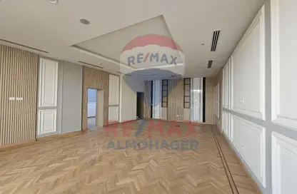 Full Floor - Studio - 7+ Bathrooms for rent in The 5th Settlement - New Cairo City - Cairo