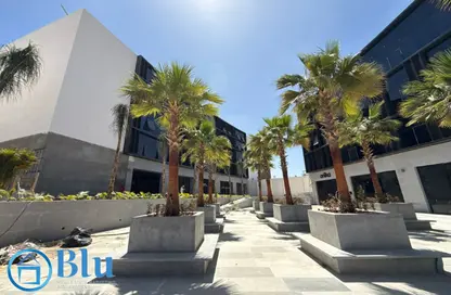 Office Space - Studio for sale in Lake View Residence - 5th Settlement Compounds - The 5th Settlement - New Cairo City - Cairo