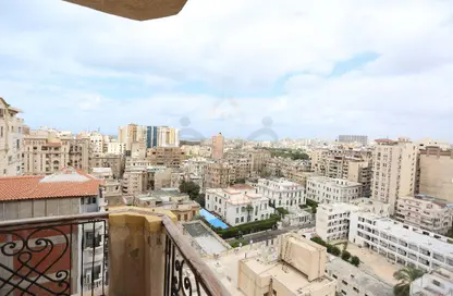 شقة - 3 غرف نوم - 2 حمامات للبيع في الحي اللاتيني - محطة الرمل - حي وسط - الاسكندرية