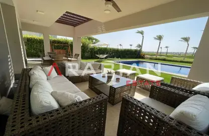 Villa - 5 Bedrooms - 5 Bathrooms for sale in Palm Hills New Cairo - 5th Settlement Compounds - The 5th Settlement - New Cairo City - Cairo