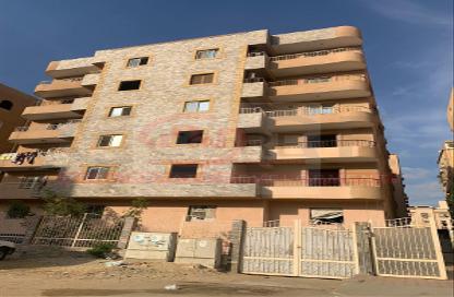 شقة - 3 غرف نوم - 2 حمامات للبيع في المستثمر الصغير - الحي العاشر - الشيخ زايد - الجيزة