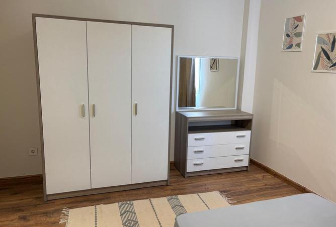 8208606 - Property Image 3