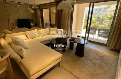 Townhouse - 4 Bedrooms - 4 Bathrooms for sale in Village West - Sheikh Zayed Compounds - Sheikh Zayed City - Giza