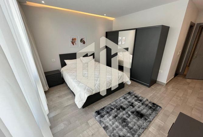 8051754 - Property Image 3