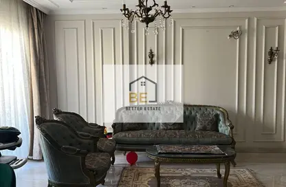 شقة - 3 غرف نوم - 2 حمامات للبيع في المجاورة الاولي - المنطقة السابعة - مدينة الشروق - القاهرة