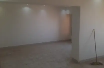 دوبلكس - 3 غرف نوم - 3 حمامات للبيع في ميدان تريومف - النزهة - القاهرة