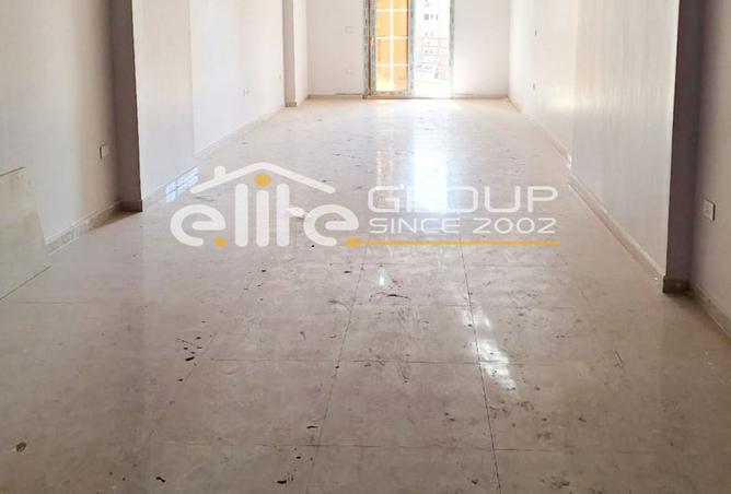 8376815 - Property Main Image