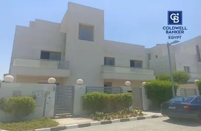 فيلا - 6 غرف نوم - 8 حمامات للبيع في كليوباترا سكوير - محور 26 يوليو - مدينة 6 أكتوبر - الجيزة