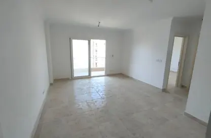 Apartment - 2 Bedrooms - 1 Bathroom for sale in Madinaty - Cairo