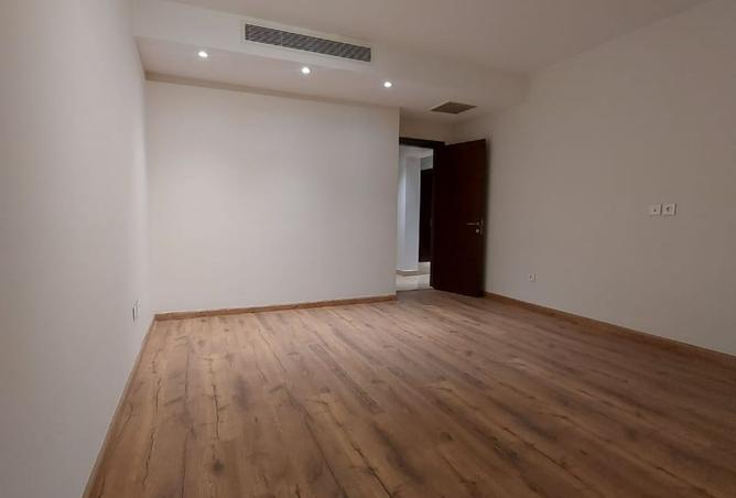 8223168 - Property Image 3