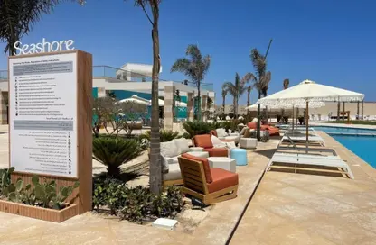 Chalet - 3 Bedrooms - 3 Bathrooms for sale in Seashore - Ras Al Hekma - North Coast