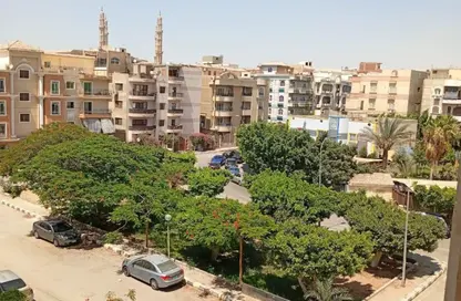 شقة - 3 غرف نوم - 2 حمامات للبيع في شارع سلمان الفارسي - محلية 12 - الحي الاول - مدينة العبور - القليوبية