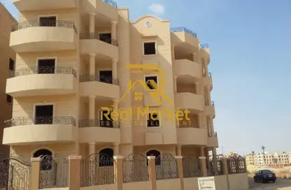 Apartment - 3 Bedrooms - 3 Bathrooms for sale in Shorouk City - Cairo
