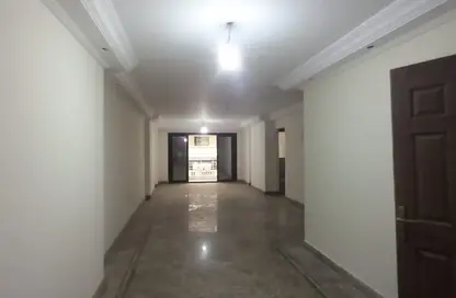 Apartment - 3 Bedrooms - 2 Bathrooms for sale in Mohamed Bahaa Al Din Al Ghouri St. - Smouha - Hay Sharq - Alexandria