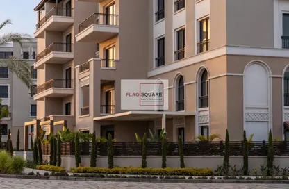 Townhouse - 3 Bedrooms - 3 Bathrooms for sale in Village West - Sheikh Zayed Compounds - Sheikh Zayed City - Giza