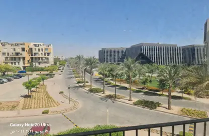 شقة - 3 غرف نوم - 3 حمامات للايجار في ايستاون - كمبوندات التجمع الخامس - التجمع الخامس - مدينة القاهرة الجديدة - القاهرة