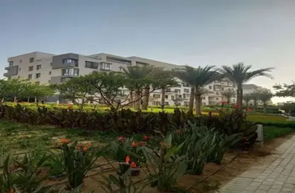 Apartment - 3 Bedrooms - 3 Bathrooms for sale in Eastown - 5th Settlement Compounds - The 5th Settlement - New Cairo City - Cairo