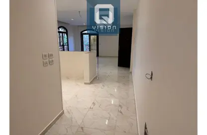Apartment - 3 Bedrooms - 2 Bathrooms for rent in Ganoob El Acadimia - New Cairo City - Cairo