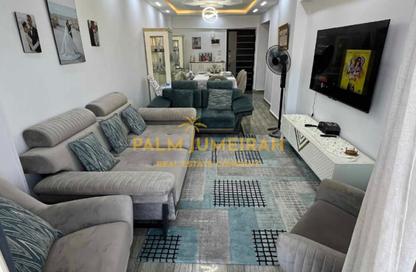 Apartment - 3 Bedrooms - 2 Bathrooms for sale in Mahmoud Al Essawy St. - Sidi Beshr - Hay Awal El Montazah - Alexandria