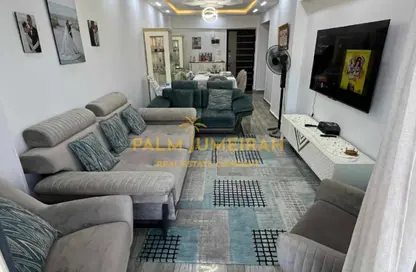 Apartment - 3 Bedrooms - 2 Bathrooms for sale in Mahmoud Al Essawy St. - Sidi Beshr - Hay Awal El Montazah - Alexandria