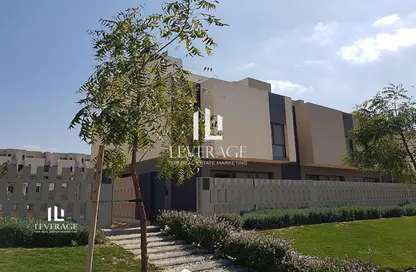 تاون هاوس - 3 غرف نوم - 3 حمامات للبيع في كمبوند البروج - كمبوندات الشروق - مدينة الشروق - القاهرة تاون هاوس - 3 غرف نوم - 3 حمامات للبيع في كمبوند البروج - كمبوندات الشروق - مدينة الشروق - القاهرة